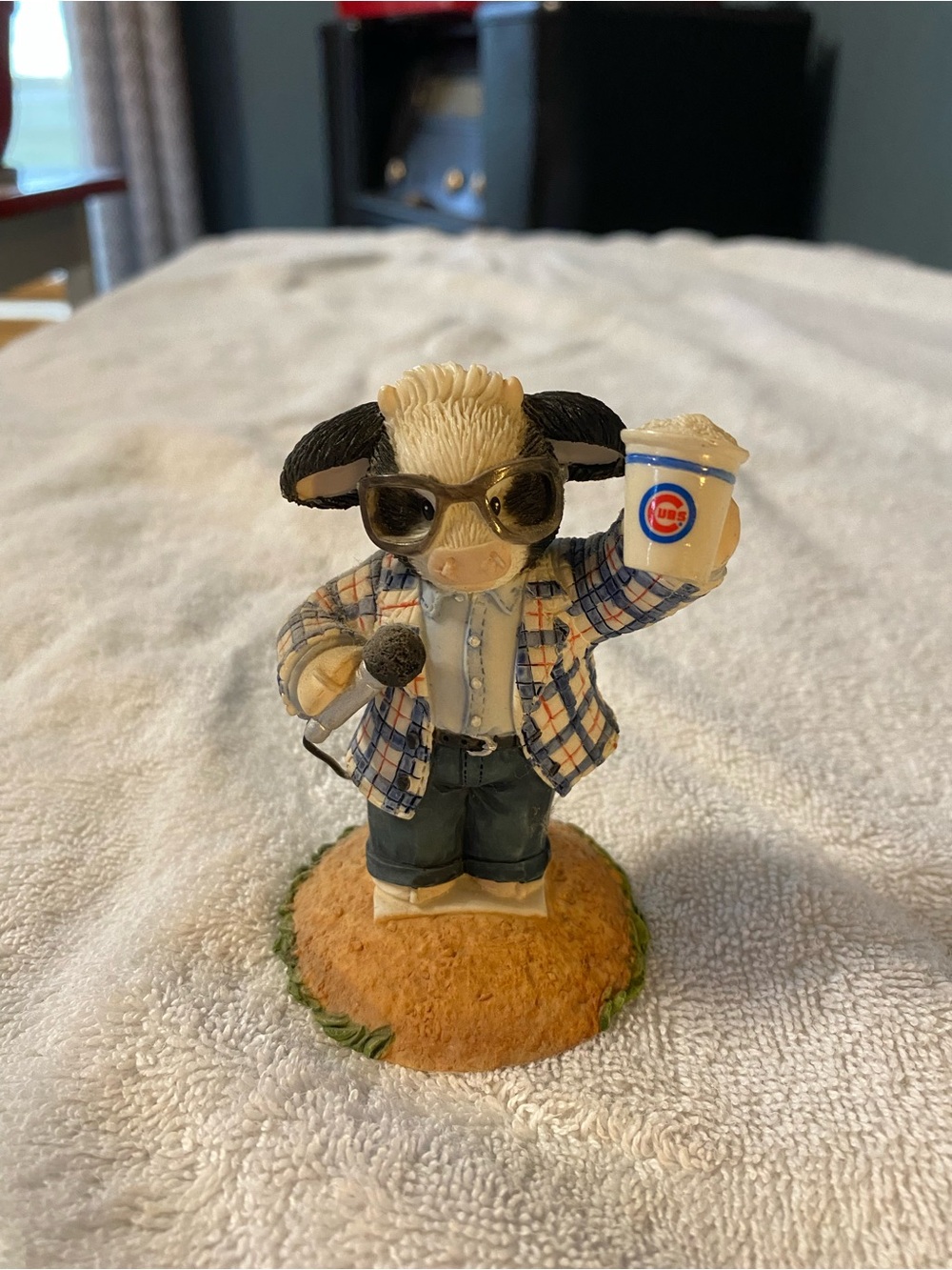 Chicago Cubs Harry Carey Mary Moo Moos 2003